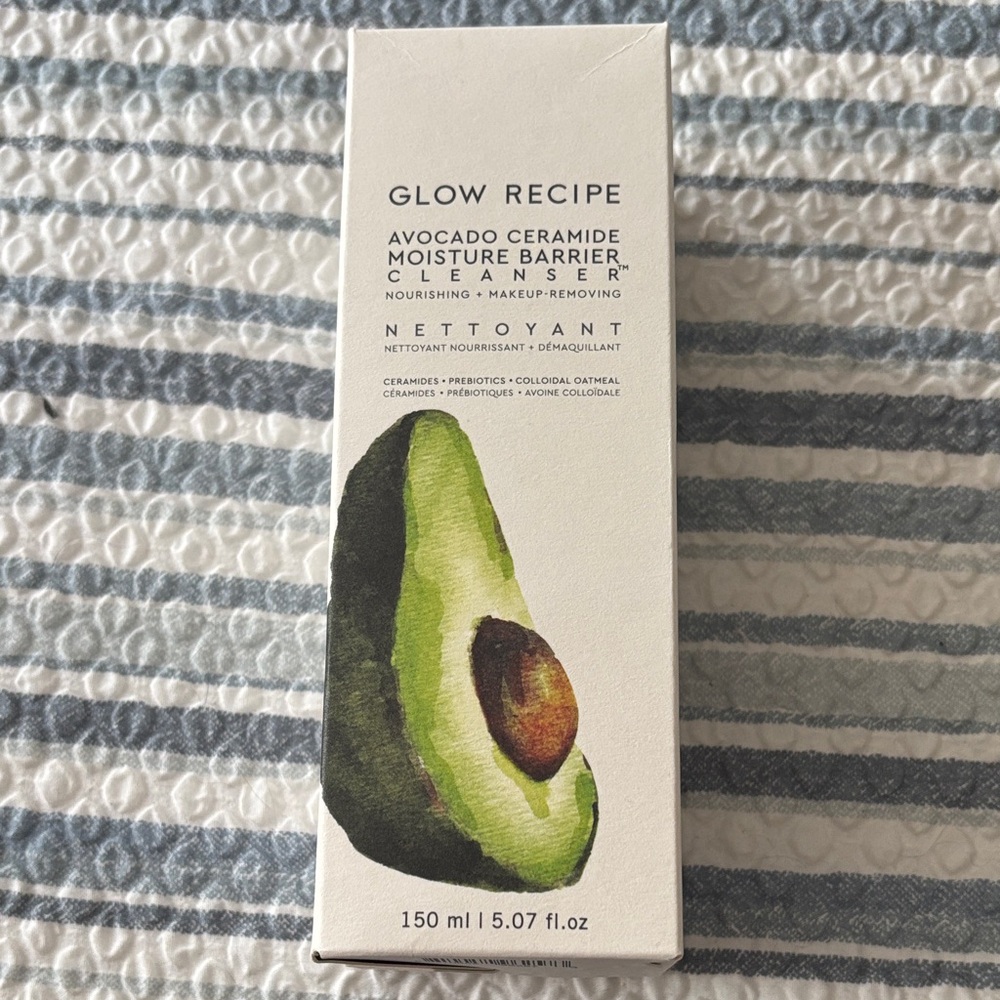 Glow Recipe Avocado Ceramide Cleanser - Cream and Green